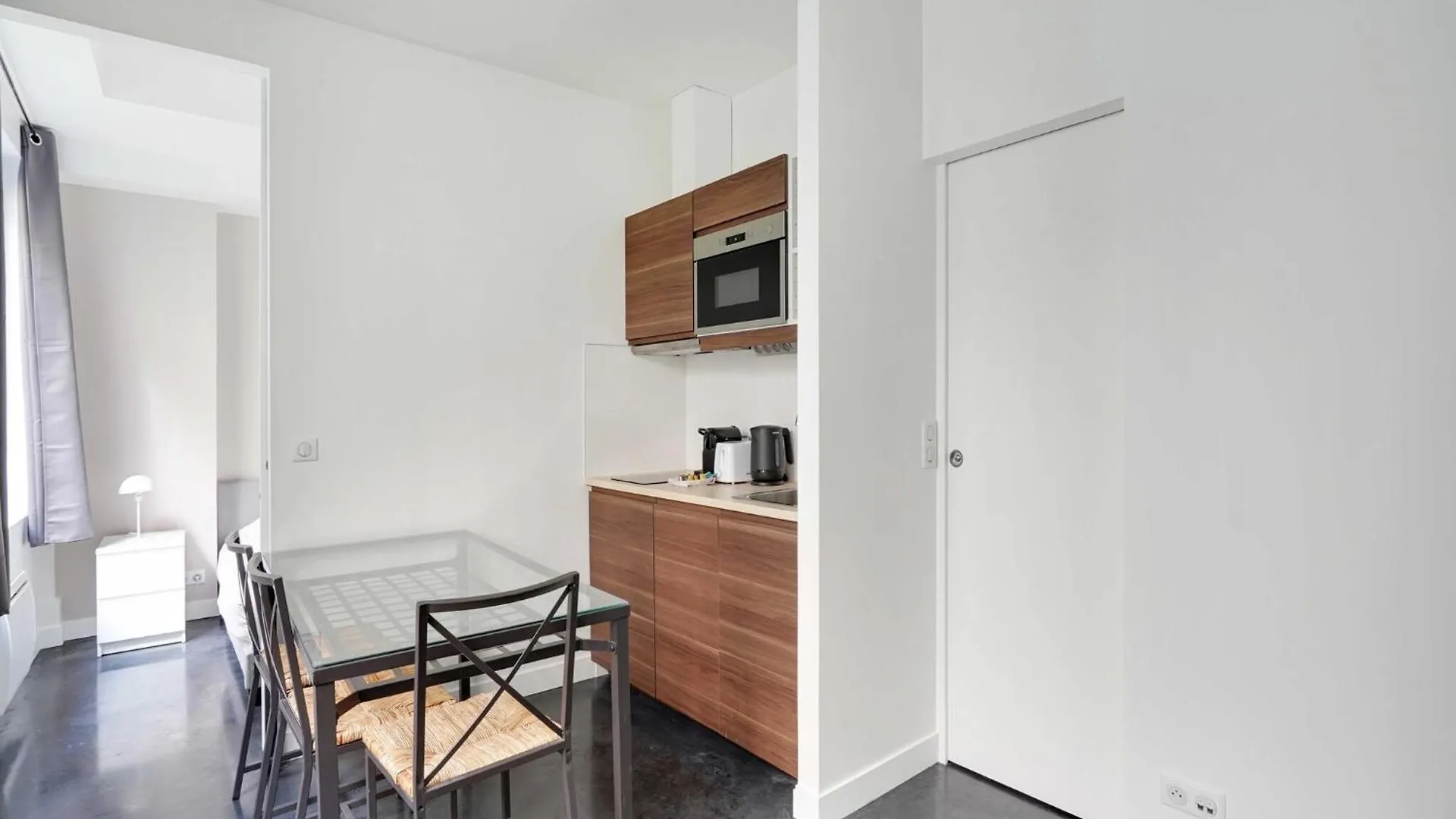 Superb Apartment -1Br 2P - Sentier Paris 0*,  France